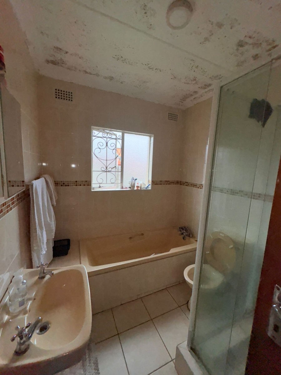 4 Bedroom Property for Sale in Rosemount Eastern Cape
